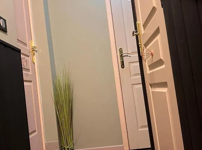 Hôtel capsule Justcozy Indépendante #4 *